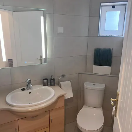 Spacious From דירה