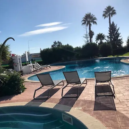 公寓 Spacious From