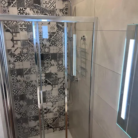 Appartement Spacious From *